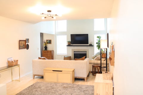 Tiny photo for 2324 College Green Drive, Elgin, IL 60123 (MLS # 12726752)