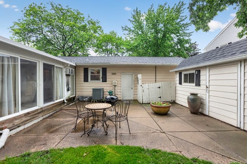 Tiny photo for 633 Emmert Drive, Sycamore, IL 60178 (MLS # 12677842)