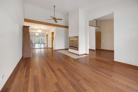 Tiny photo for 540 Biesterfield Road #305, Elk Grove Village, IL 60007 (MLS # 12613109)