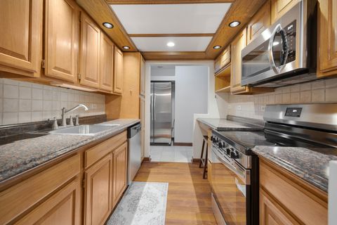 Tiny photo for 540 Biesterfield Road #305, Elk Grove Village, IL 60007 (MLS # 12613109)