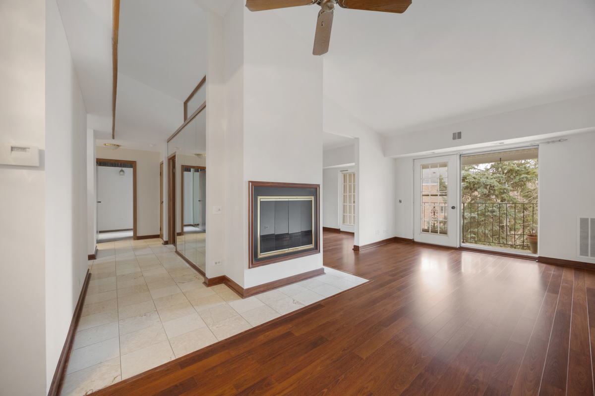 540 Biesterfield Road 305