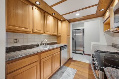 Tiny photo for 540 Biesterfield Road #305, Elk Grove Village, IL 60007 (MLS # 12613109)