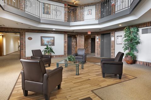 Tiny photo for 540 Biesterfield Road #305, Elk Grove Village, IL 60007 (MLS # 12613109)