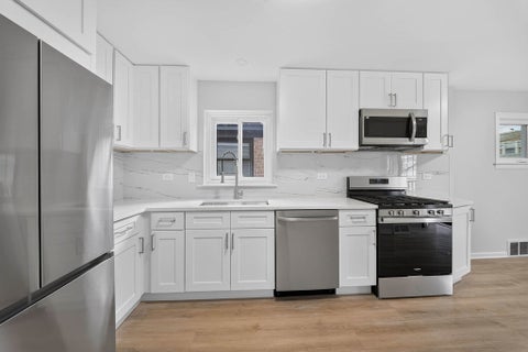 Tiny photo for 5624 S Merrimac Avenue, Chicago, IL 60638 (MLS # 12744769)