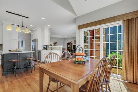 Tiny photo for 983 Mount Vernon Drive, Grayslake, IL 60030 (MLS # 12620395)