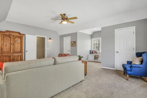 Tiny photo for 983 Mount Vernon Drive, Grayslake, IL 60030 (MLS # 12620395)