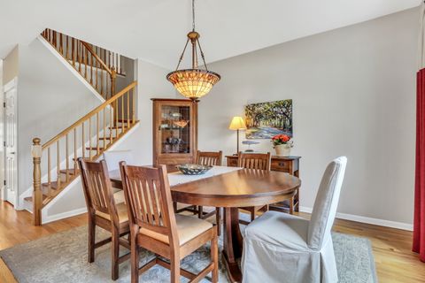 Tiny photo for 983 Mount Vernon Drive, Grayslake, IL 60030 (MLS # 12620395)