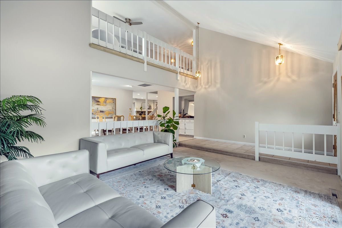 852 Woodmar Drive