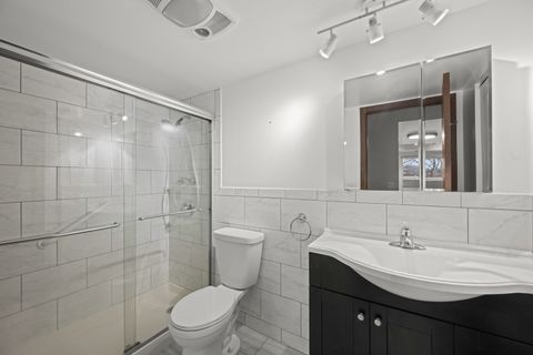 Tiny photo for 810 N River Road #1C, Mount Prospect, IL 60056 (MLS # 12588658)