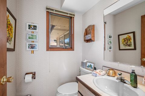 Tiny photo for 1136 N Walnut Avenue, Arlington Heights, IL 60004 (MLS # 12473969)