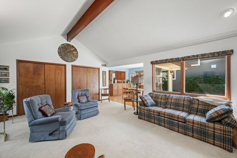 Tiny photo for 1136 N Walnut Avenue, Arlington Heights, IL 60004 (MLS # 12473969)