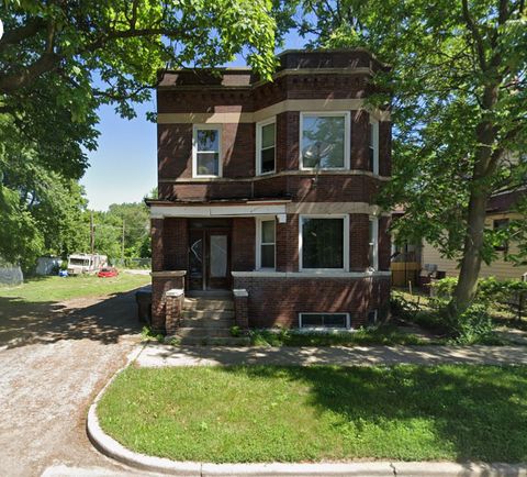 324 E 68th Street Chicago IL 60619