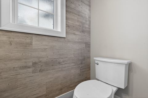 Tiny photo for 844 Hillside Avenue, Glen Ellyn, IL 60137 (MLS # 12545787)