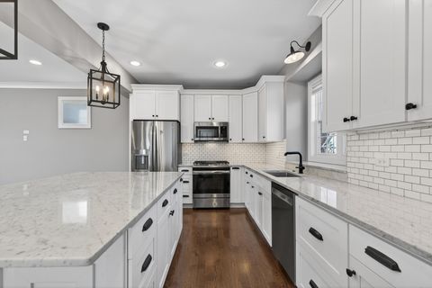 Tiny photo for 844 Hillside Avenue, Glen Ellyn, IL 60137 (MLS # 12545787)