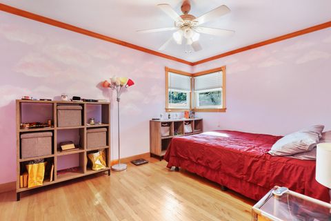 Tiny photo for 913 E 162nd Place, South Holland, IL 60473 (MLS # 12558008)