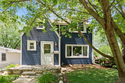 Photo of 1429 N May Street, Joliet, IL 60435 (MLS # 12398614)