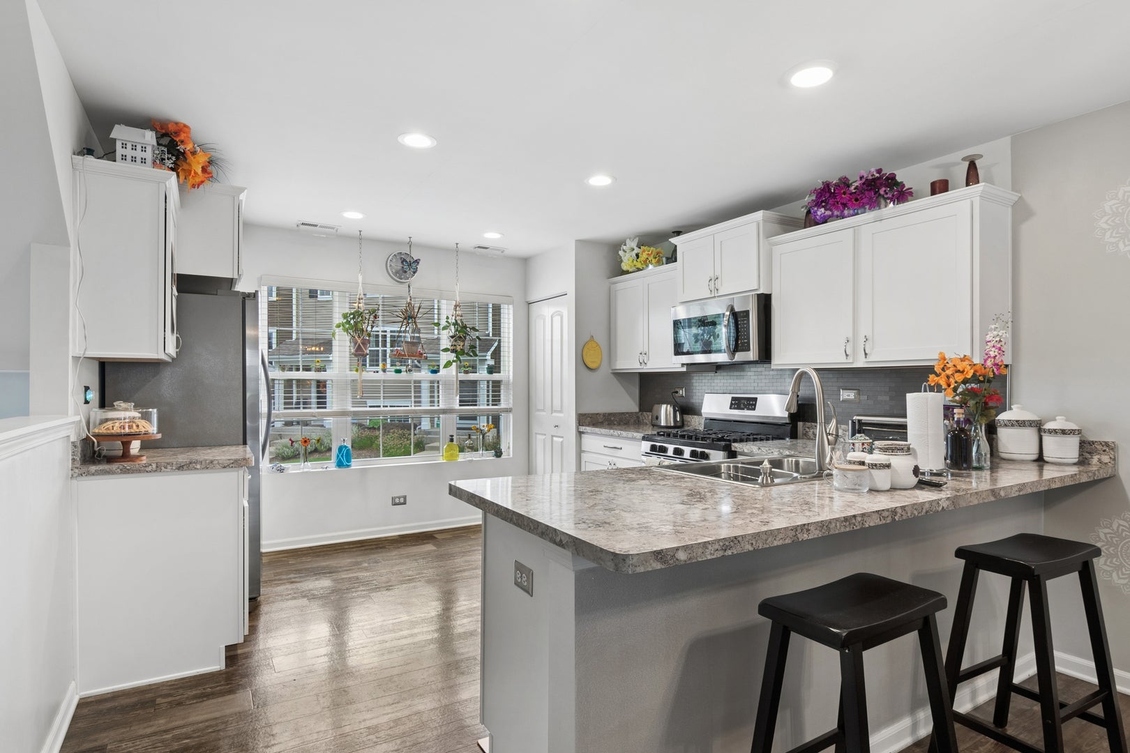 2284 Aurora Drive