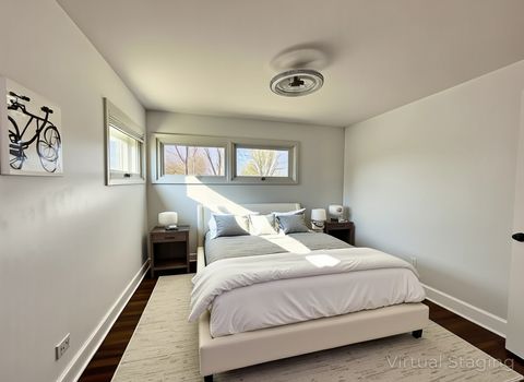 Tiny photo for 909 S Emerson Street, Mount Prospect, IL 60056 (MLS # 12533750)