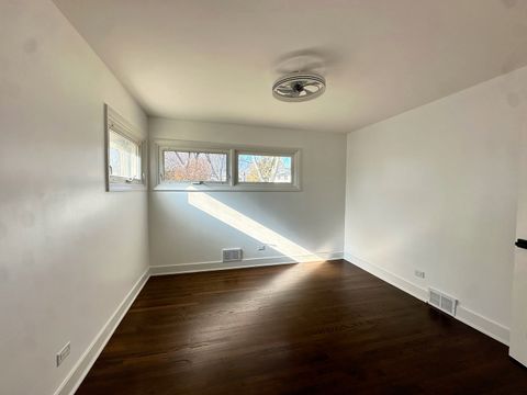 Tiny photo for 909 S Emerson Street, Mount Prospect, IL 60056 (MLS # 12533750)