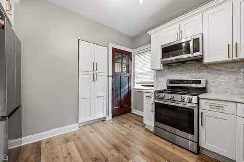 Tiny photo for 7325 S Euclid Avenue, Chicago, IL 60649 (MLS # 12714397)