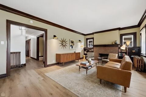 Tiny photo for 7325 S Euclid Avenue, Chicago, IL 60649 (MLS # 12714397)