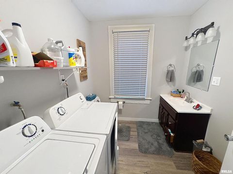 Tiny photo for 2320 18TH Street #A, Moline, IL 61265 (MLS # QC4269696)