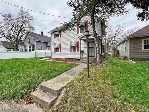 Tiny photo for 2320 18TH Street #A, Moline, IL 61265 (MLS # QC4269696)