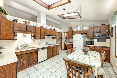 Tiny photo for 12523 S 86th Avenue, Palos Park, IL 60464 (MLS # 12538513)