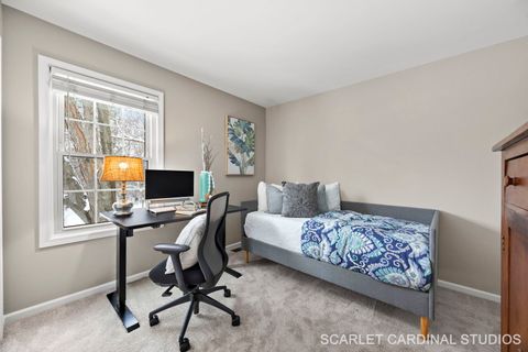 Tiny photo for 295 Meadowview Lane, Aurora, IL 60502 (MLS # 12527717)