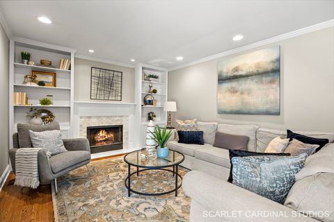 Tiny photo for 295 Meadowview Lane, Aurora, IL 60502 (MLS # 12527717)