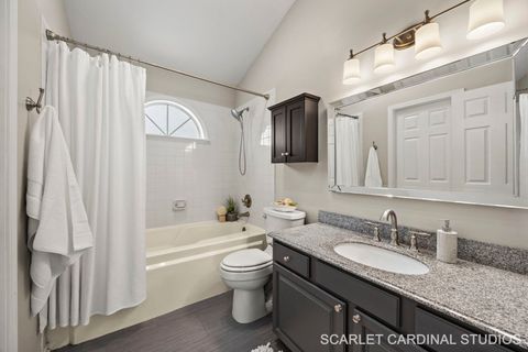 Tiny photo for 295 Meadowview Lane, Aurora, IL 60502 (MLS # 12527717)