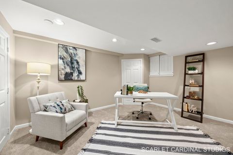 Tiny photo for 295 Meadowview Lane, Aurora, IL 60502 (MLS # 12527717)