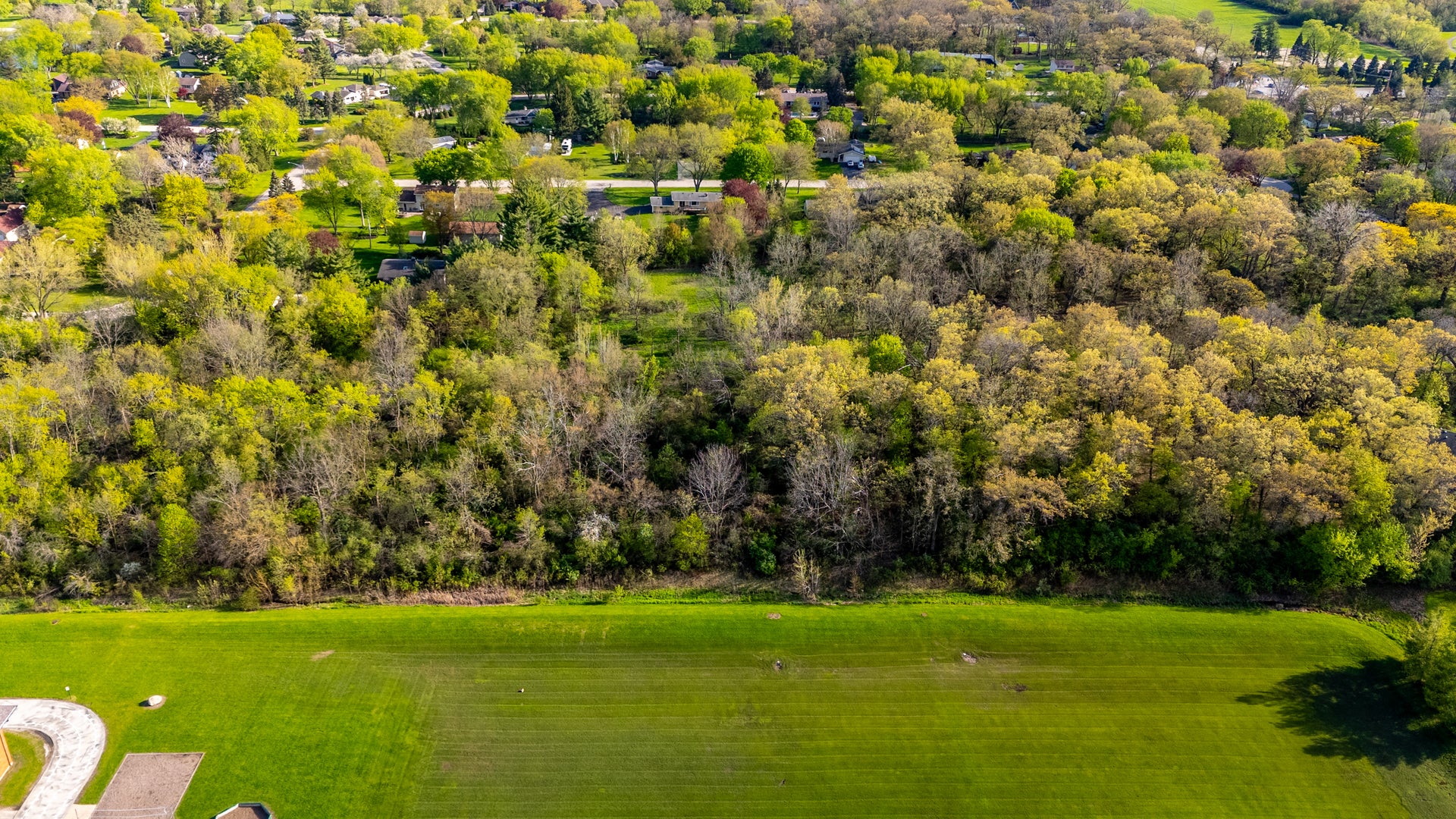 1001 N Hunt Club Road