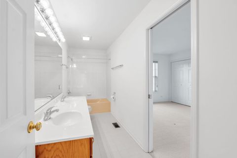 Tiny photo for 523 W Ruhl Road W, Palatine, IL 60074 (MLS # 12630526)