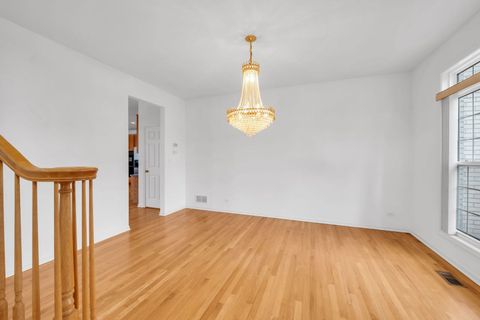 Tiny photo for 523 W Ruhl Road W, Palatine, IL 60074 (MLS # 12630526)