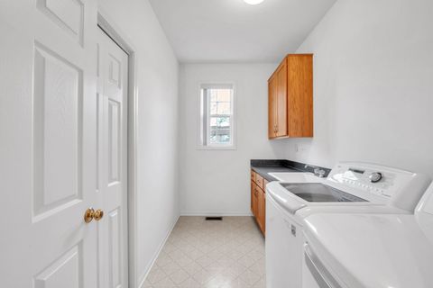 Tiny photo for 523 W Ruhl Road W, Palatine, IL 60074 (MLS # 12630526)