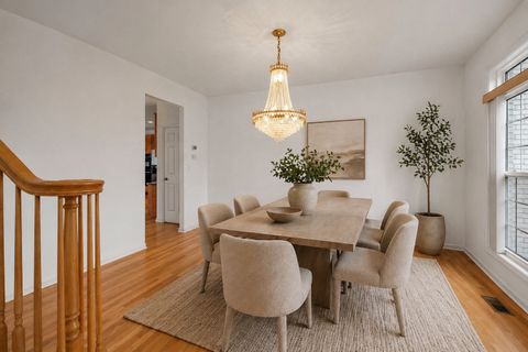 Tiny photo for 523 W Ruhl Road W, Palatine, IL 60074 (MLS # 12630526)