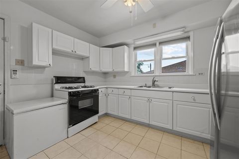 Tiny photo for 6248 W Berteau Avenue, Chicago, IL 60634 (MLS # 12485419)