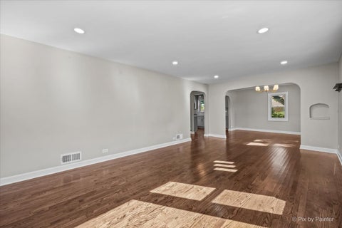 Tiny photo for 7232 W Oakton Street, Niles, IL 60714 (MLS # 12785992)