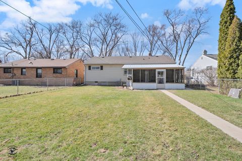 Tiny photo for 1562 S 5th Avenue, Kankakee, IL 60901 (MLS # 12591983)