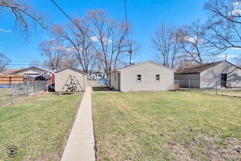 Tiny photo for 1562 S 5th Avenue, Kankakee, IL 60901 (MLS # 12591983)