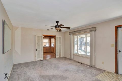 Tiny photo for 1562 S 5th Avenue, Kankakee, IL 60901 (MLS # 12591983)