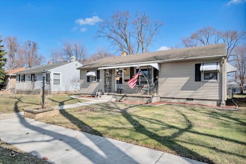 Tiny photo for 1562 S 5th Avenue, Kankakee, IL 60901 (MLS # 12591983)