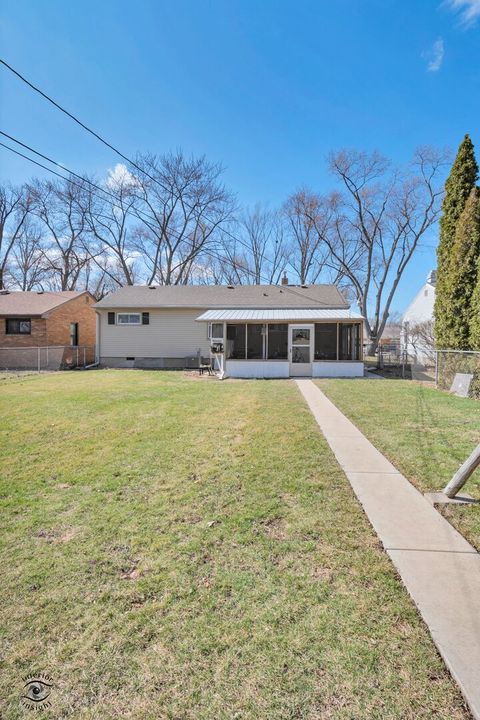 Tiny photo for 1562 S 5th Avenue, Kankakee, IL 60901 (MLS # 12591983)