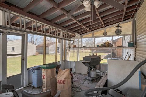 Tiny photo for 1562 S 5th Avenue, Kankakee, IL 60901 (MLS # 12591983)