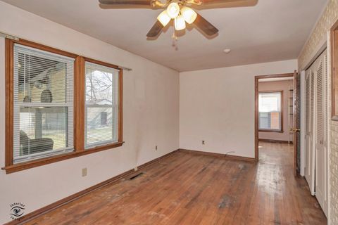 Tiny photo for 1562 S 5th Avenue, Kankakee, IL 60901 (MLS # 12591983)