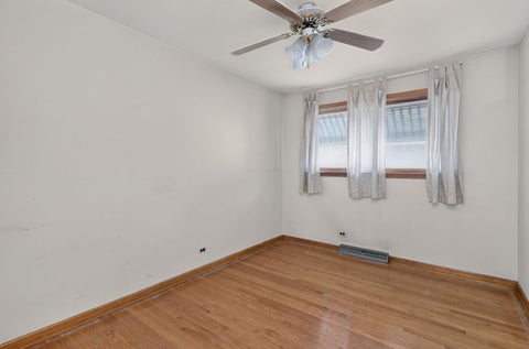 Tiny photo for 5918 Park Avenue, Berkeley, IL 60163 (MLS # 12746285)