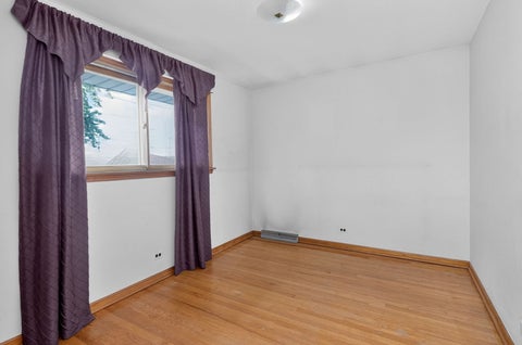 Tiny photo for 5918 Park Avenue, Berkeley, IL 60163 (MLS # 12746285)
