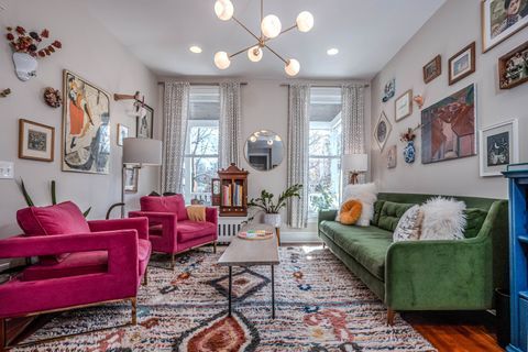 Tiny photo for 1215 Washington Street, Evanston, IL 60202 (MLS # 12600550)