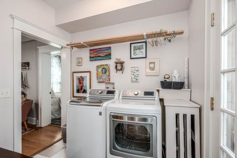 Tiny photo for 1215 Washington Street, Evanston, IL 60202 (MLS # 12600550)